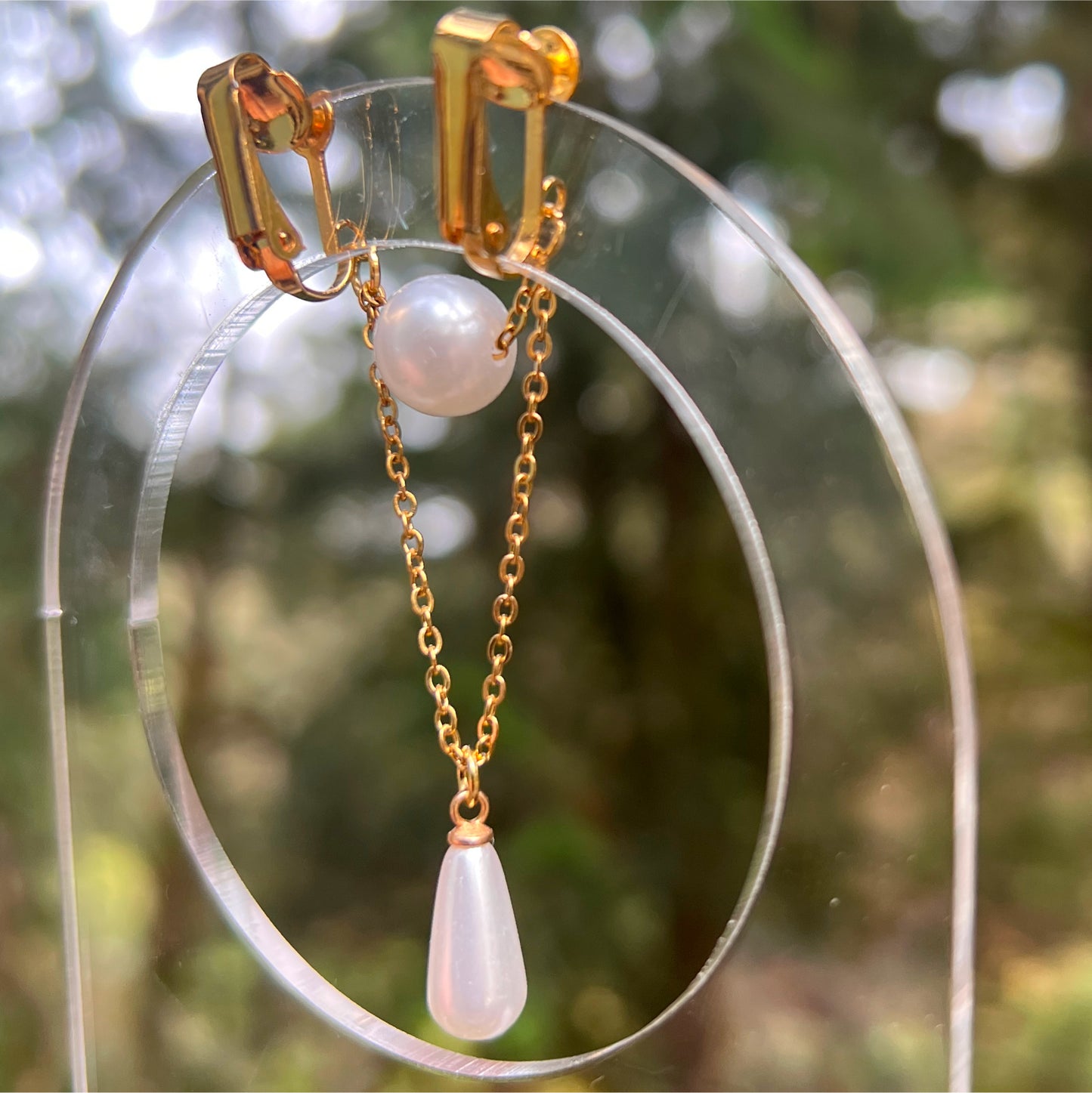 Labia Jewelry Dangle with Sensual Pearls - Intimate Jewelry / Labia Clip Jewelry