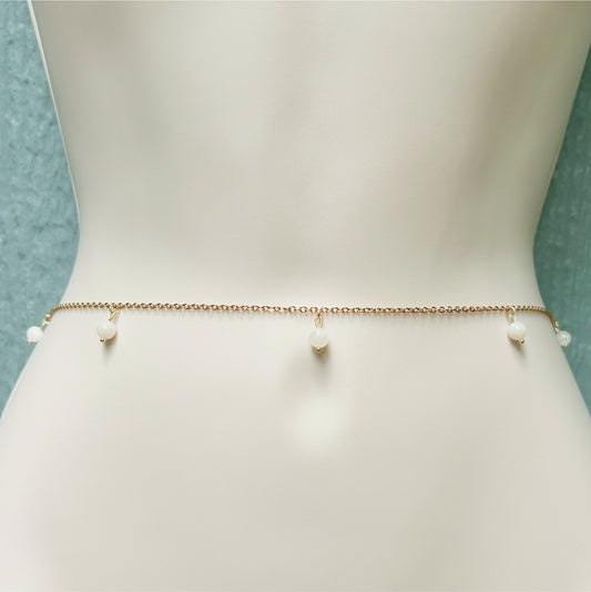 Dainty Belly Chain Beaded with Pearls or Moonstone / Waist Chain Jewelry - Waterproof Body Chain