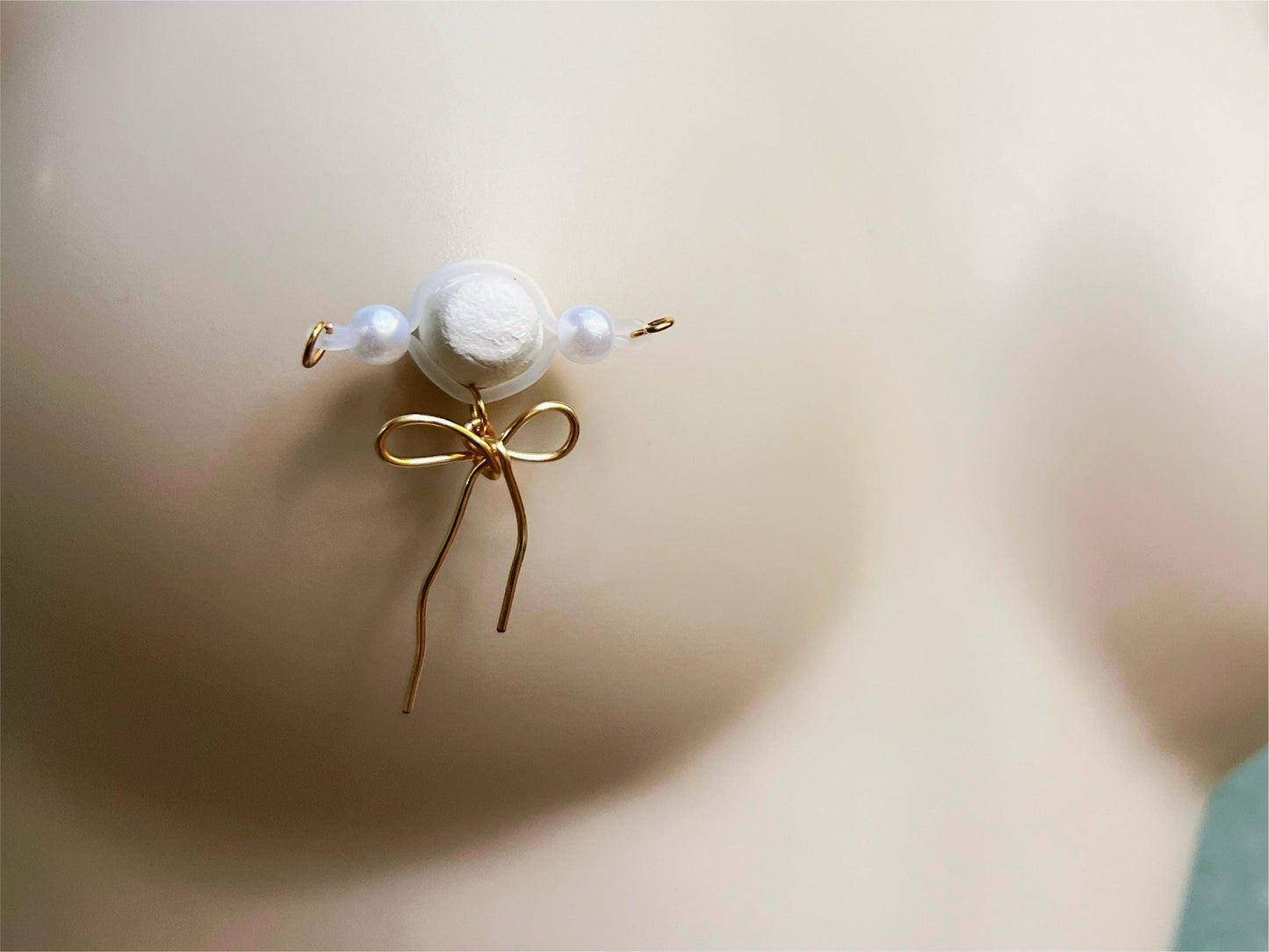 Fake nipple piercing barbell style with bow made of wire, barbell nipple jewelry with bow