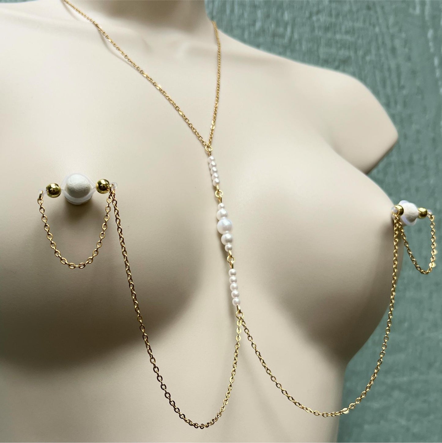 Pearl Nipple Chain to Faux Nipple Non Piercing / Body Chain Bra Jewelry