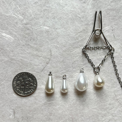 Dainty Nipple Clamps with Chain & Pearls - Body Chain Jewelry / Bra Chain / Breast Harness