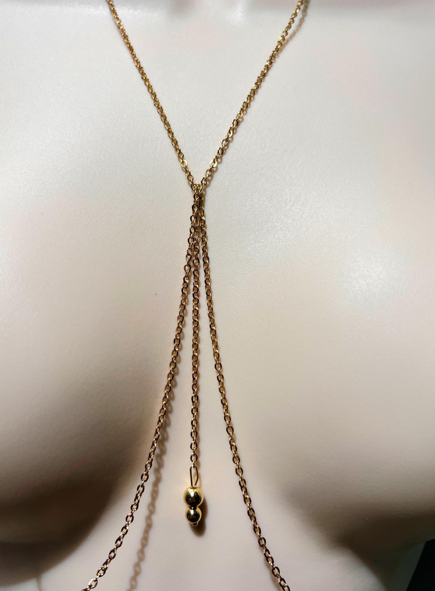 Golden Faux Nipple Piercing with Nipple Chain - Body Chain Jewelry / Bra Chain