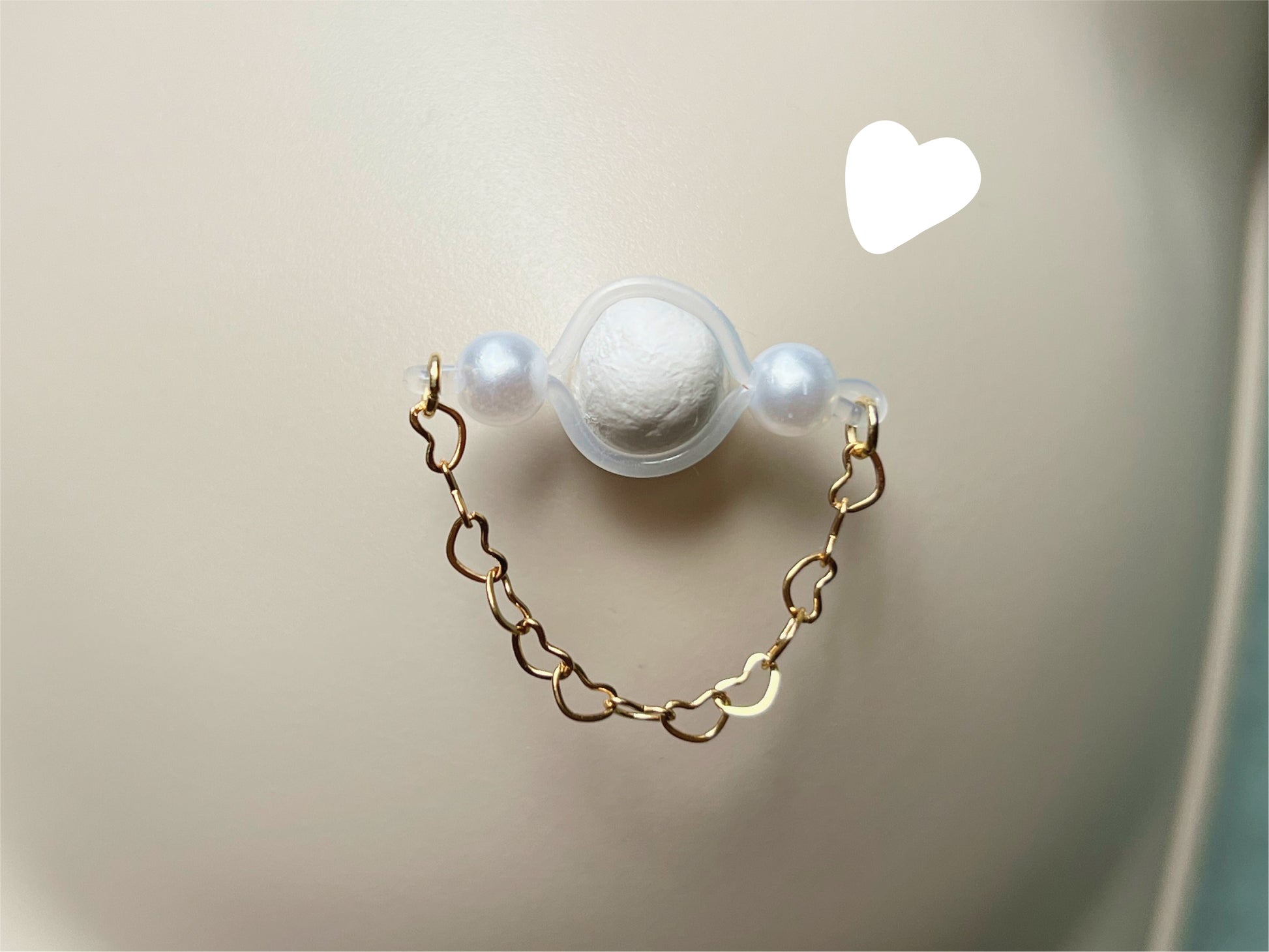 Non Piercing Nipple Jewelry with pearl barbell and heart chain, chain of hearts nipple piercing