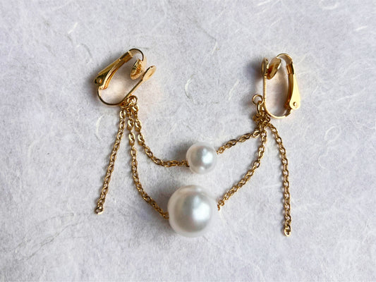 Gold Labia Jewelry with pearls - two clips, two chains with beaded pearl beads - Secretly Mine