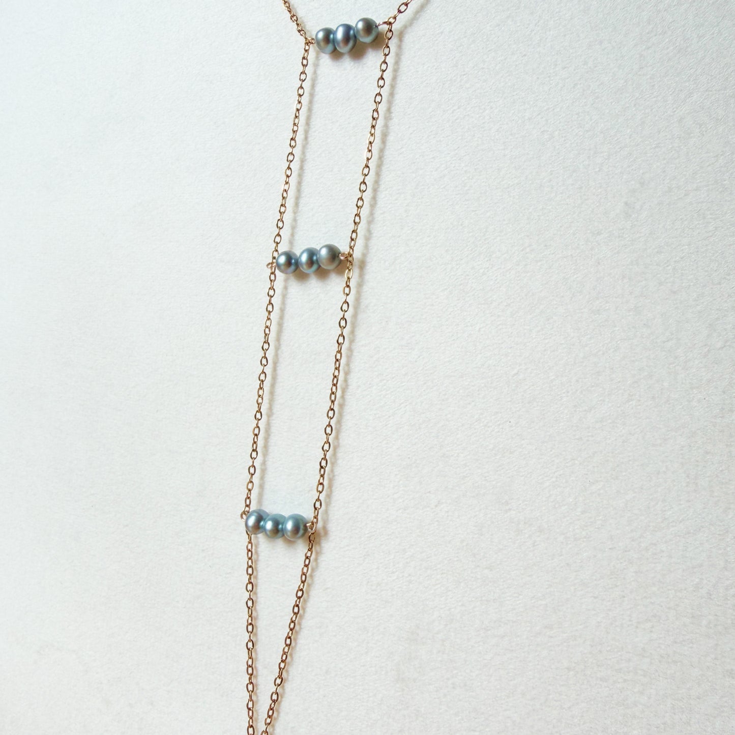 Dainty Body Chain with Blue Freshwater Pearls / Chain Bra