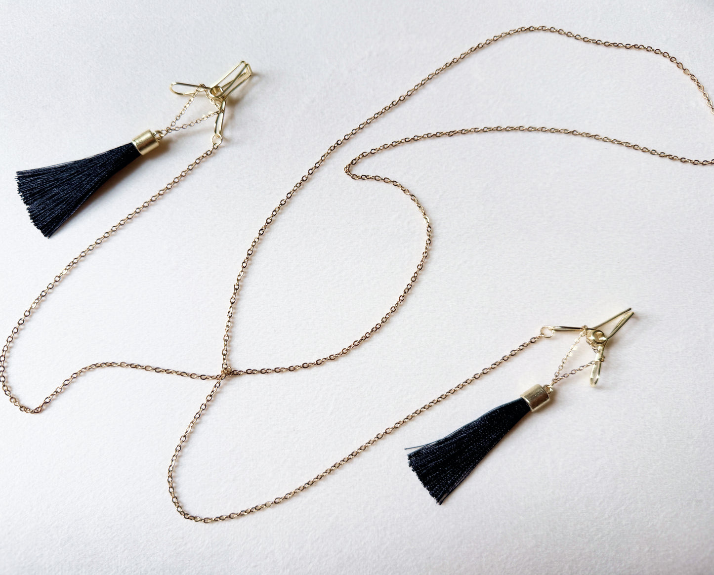 Dainty Nipple Clamps with Tassels - BDSM Body Chain Jewelry / Bra Chain Harness