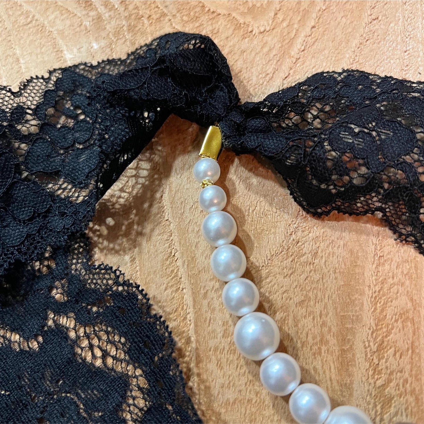 Black Lace Pearl Panties with Bow - Crotchless Panties / Pearl Thong Lingerie